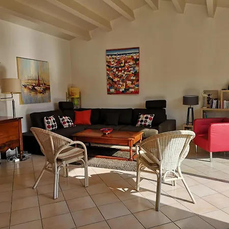 Holiday home Maison Avec 4 A *